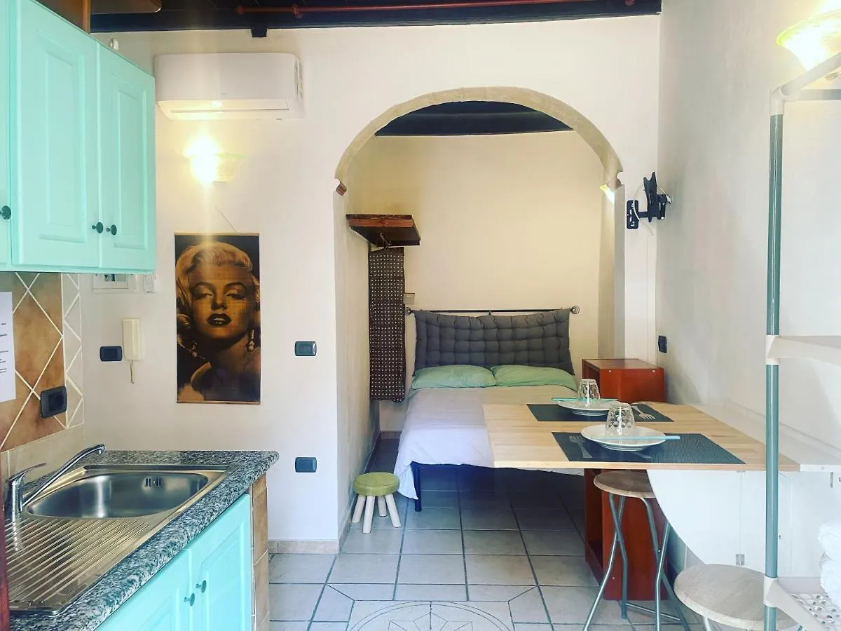 Apartment Sestrahome Le 3 Casette Free Parking Sassari Italy