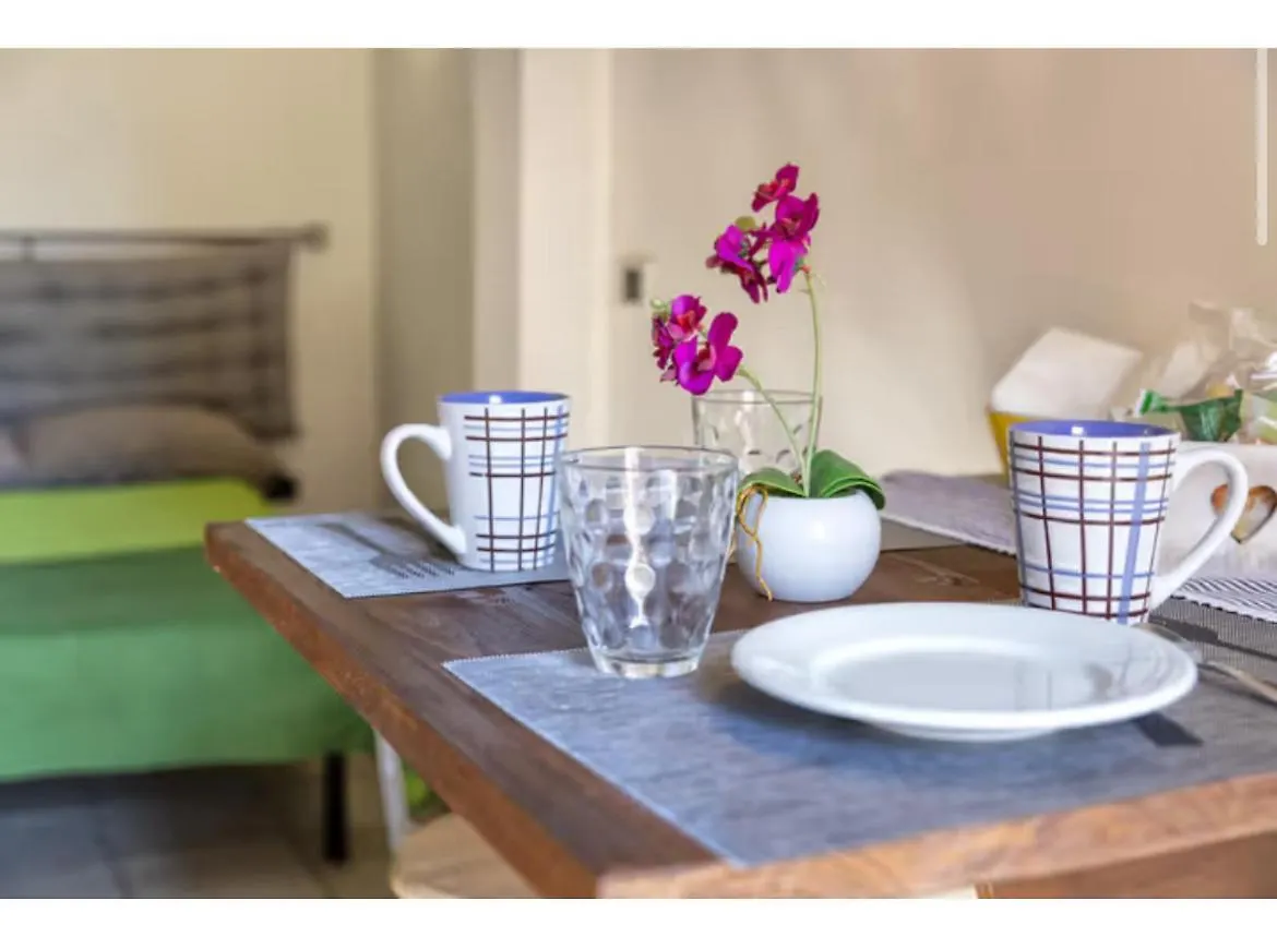 Apartment Sestrahome Le 3 Casette Free Parking Sassari Italy