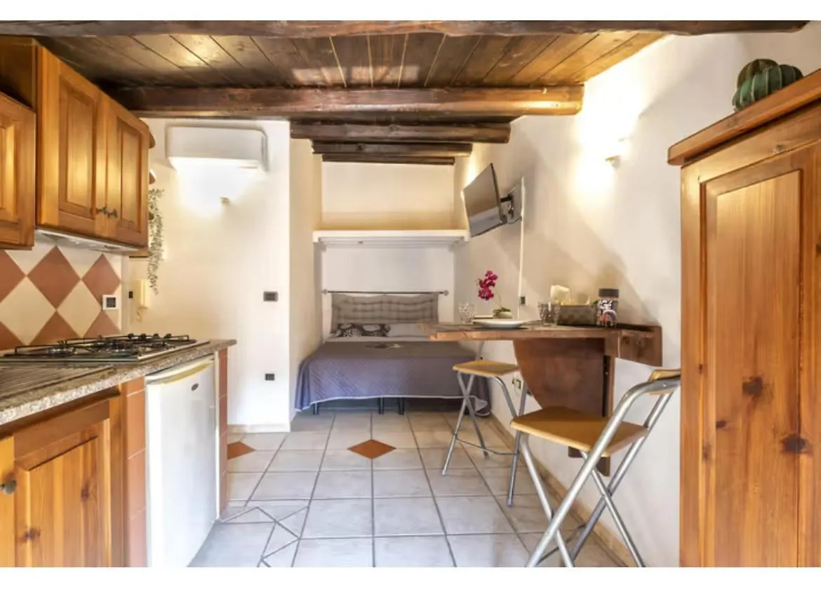 Sestrahome Le 3 Casette Free Parking Sassari 0*,  Italy